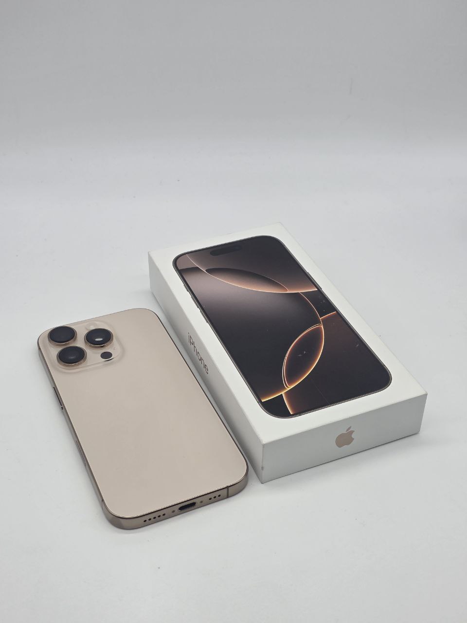 IPHONE 16 PRO DESERT